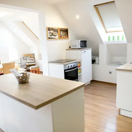 Grand Duplex Vila Sol Bled * בלד
